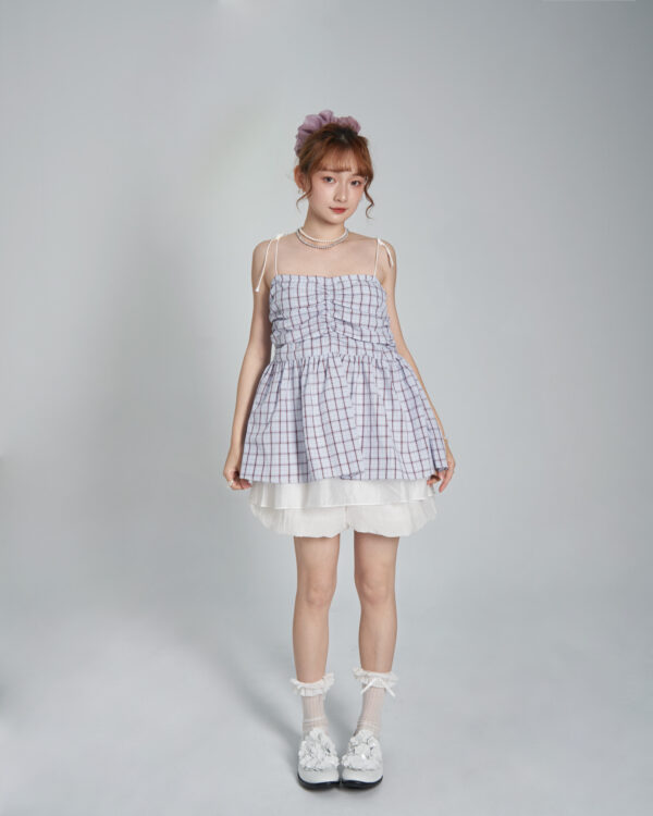 奶芙莓莓背心洋裝